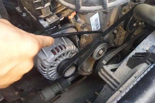 埇桥转速传感器的工作原理是什么？